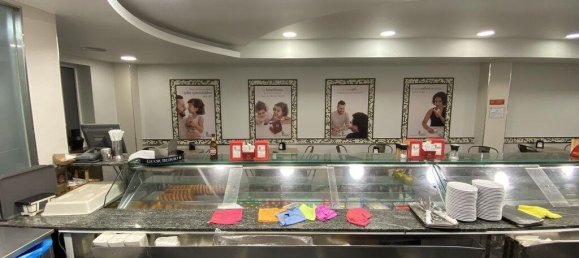 266m² Commercial property in Odivelas, Portugal No. 127239 19