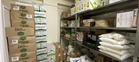 266m² Commercial property in Odivelas, Portugal No. 127239 12