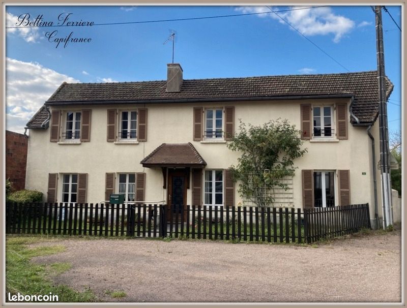 Casa T4 em Precy-sous-Thil, France N.º 196033