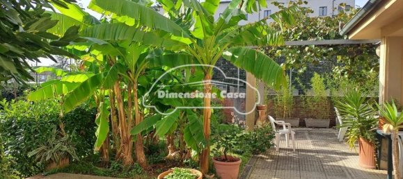 12 rooms Villa in Porcari, Italy No. 173295 2