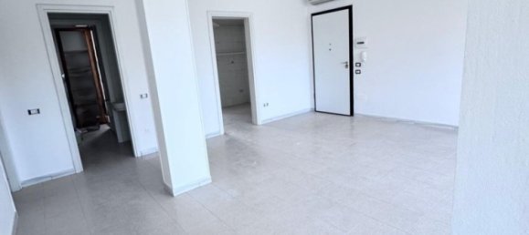 3 chambres Appartement à Monserrato, Italy No. 318996 10