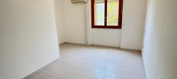 3 chambres Appartement à Monserrato, Italy No. 318996 17