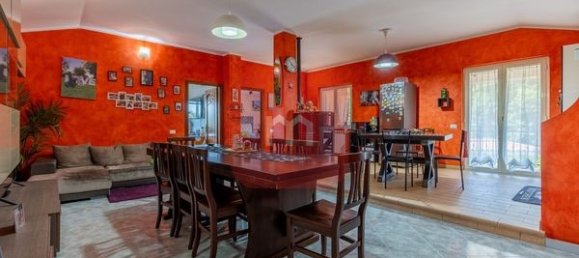 3 bedrooms Villa in Valmontone, Italy No. 14652 9