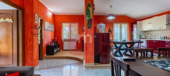 3 bedrooms Villa in Valmontone, Italy No. 14652 16
