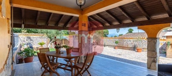 3 bedrooms Villa in Valmontone, Italy No. 14652 6
