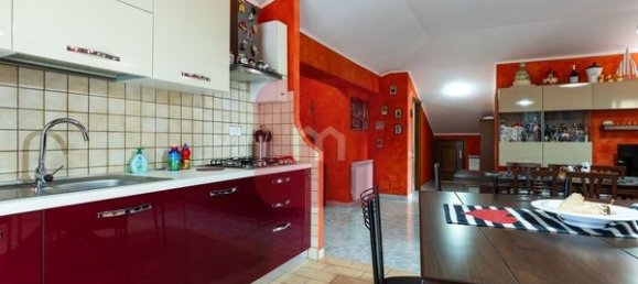 3 bedrooms Villa in Valmontone, Italy No. 14652 8