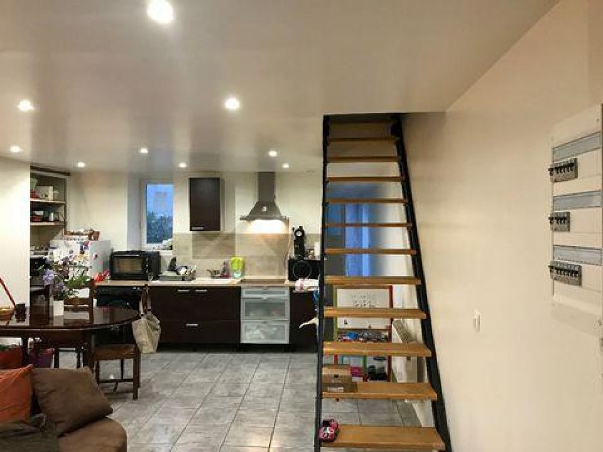 Casa T2 em Imphy, France N.º 3555