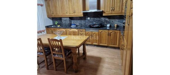 3 bedrooms Apartment in Ourense, Spain No. 184034 3