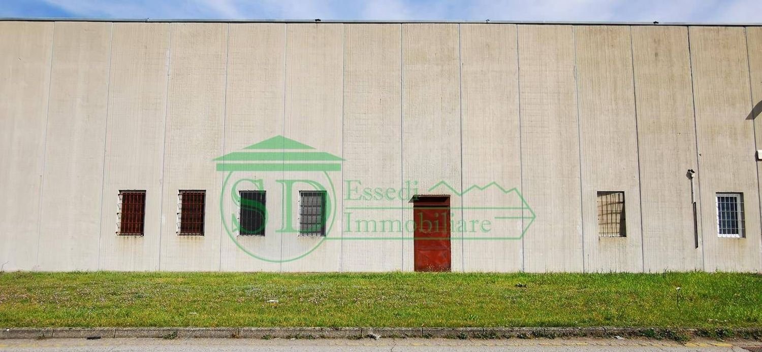 Lagerhaus in Pieve Emanuele, Italy 473m², Nr. 86623