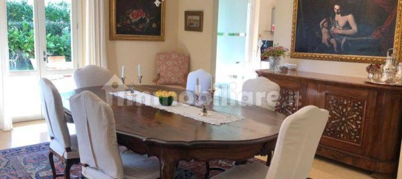 5 bedrooms Villa in Forte dei Marmi, Italy No. 69374 16