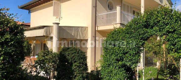 5 bedrooms Villa in Forte dei Marmi, Italy No. 69374 24