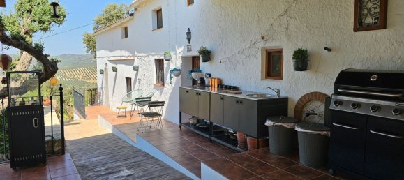 4 bedrooms House in Iznajar, Spain No. 187846 6