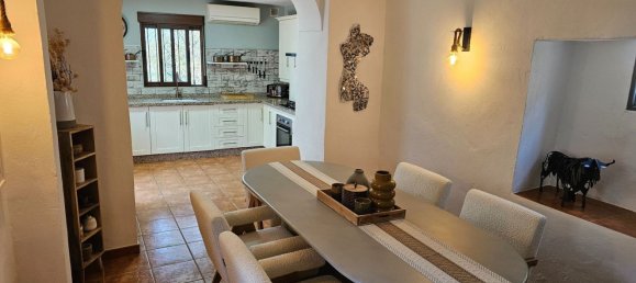 4 bedrooms House in Iznajar, Spain No. 187846 13