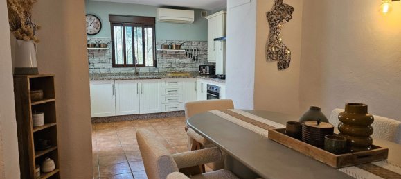 4 bedrooms House in Iznajar, Spain No. 187846 11