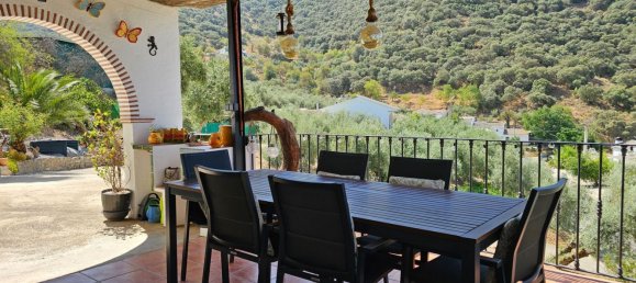 4 bedrooms House in Iznajar, Spain No. 187846 7