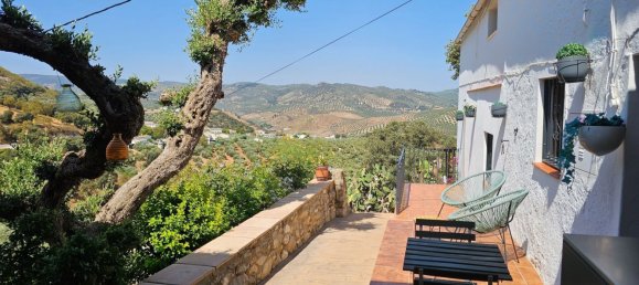 4 bedrooms House in Iznajar, Spain No. 187846 9