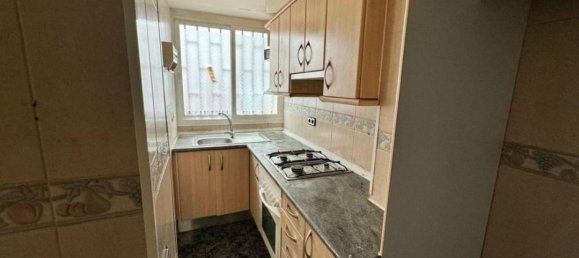 1 bedroom Apartment in Horta-Guinardo, Spain No. 135540 3