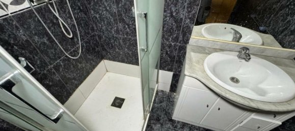 1 bedroom Apartment in Horta-Guinardo, Spain No. 135540 8