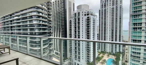 2 dormitorios propiedad comercial en venta en Miami, Miami-Dade, Florida, USA № 615774 26