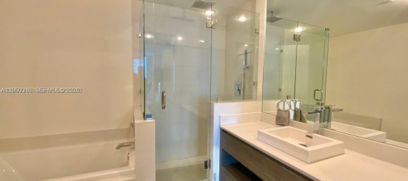 2 dormitorios propiedad comercial en venta en Miami, Miami-Dade, Florida, USA № 615774 20