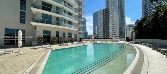 2 dormitorios propiedad comercial en venta en Miami, Miami-Dade, Florida, USA № 615774 3