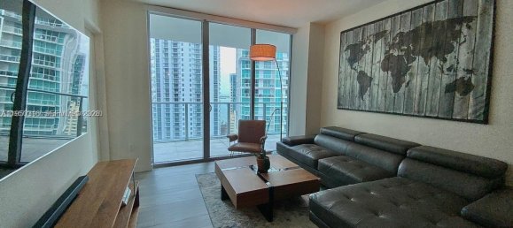 2 dormitorios propiedad comercial en venta en Miami, Miami-Dade, Florida, USA № 615774 12
