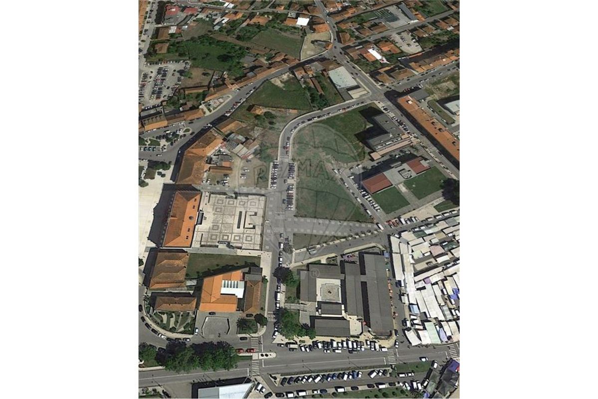  قطعة أرض في Estarreja, Portugal 1783متر مربع رقم 73864