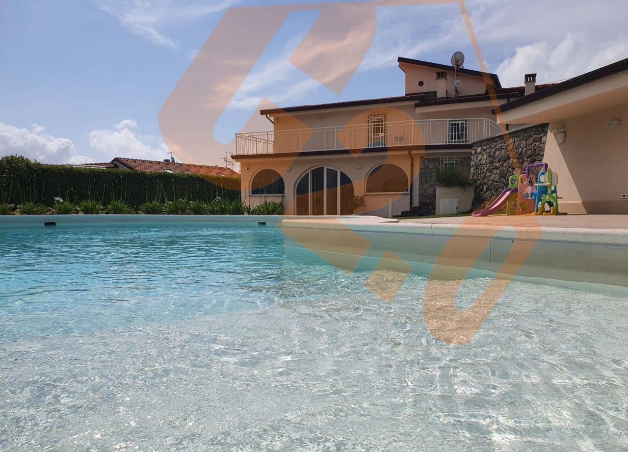 11 rooms Villa in La Spezia, Italy No. 145460