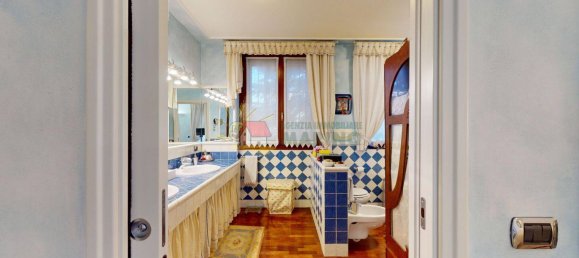3 bedrooms Villa in Segrate, Italy No. 166703 3