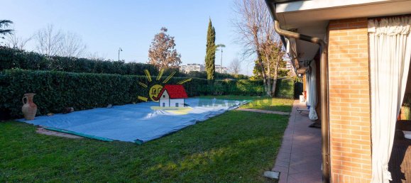 3 bedrooms Villa in Segrate, Italy No. 166703 20