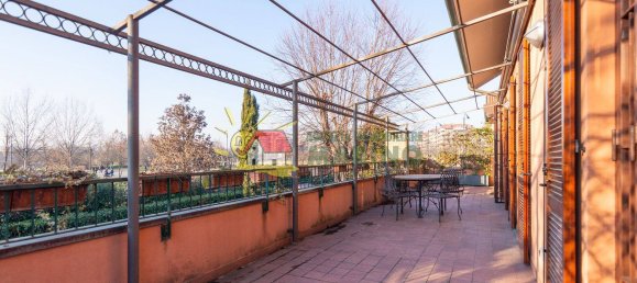 3 bedrooms Villa in Segrate, Italy No. 166703 8