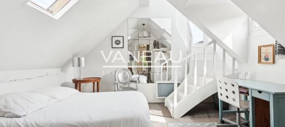 5 bedrooms House in Saint-Cloud, France No. 171025 16