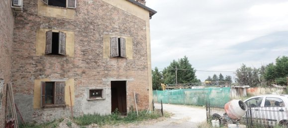 3 rooms Apartment in Parma, Italy No. 234407 16