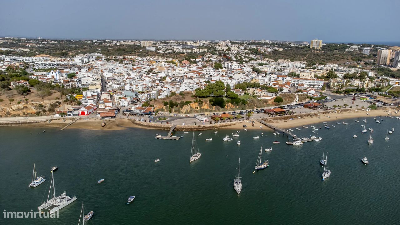 4 Schlafzimmer Haus in Alvor, Portugal, Nr. 26969