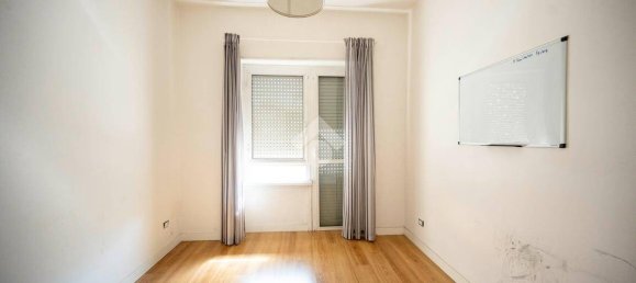 5 غرف نوم شقة في Latina, Italy رقم 273312 19