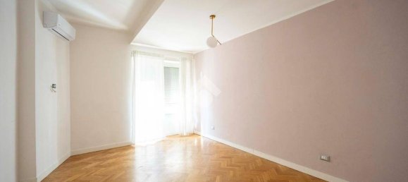 5 غرف نوم شقة في Latina, Italy رقم 273312 16