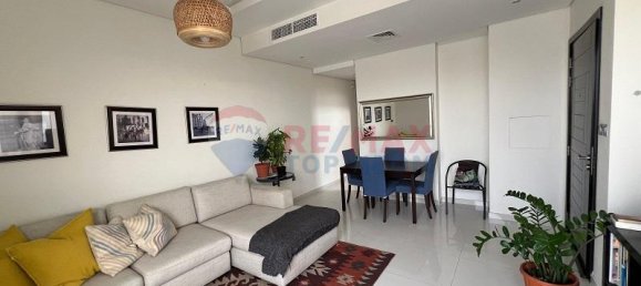 3 bedrooms Villa in Dubai, UAE No. 31852 2