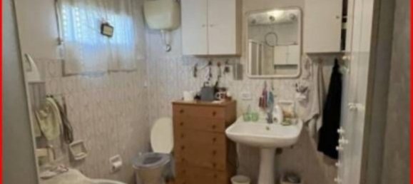 3 rooms Apartment in Lastra a Signa, Italy No. 284804 11