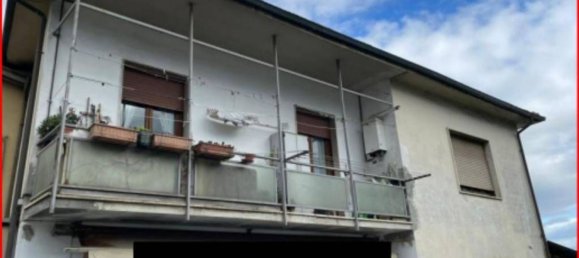 3 rooms Apartment in Lastra a Signa, Italy No. 284804 3