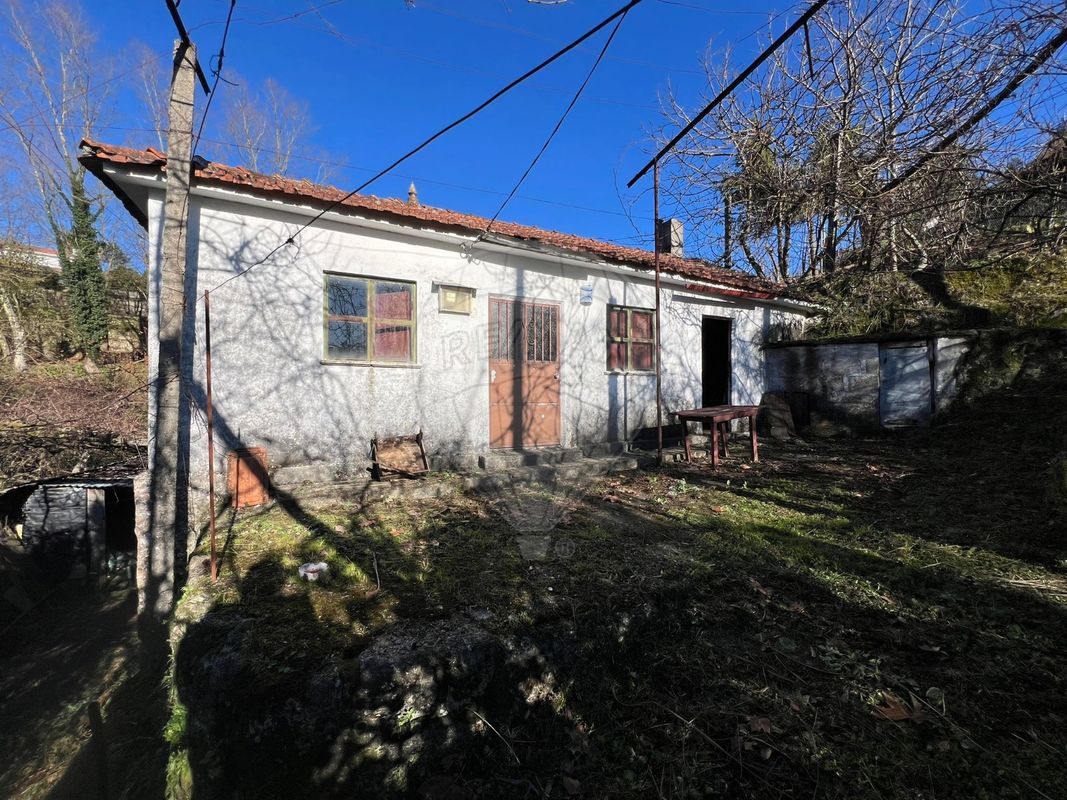 Дом с 3 спальнями в Селорику ди Башту, Португалия № 41727