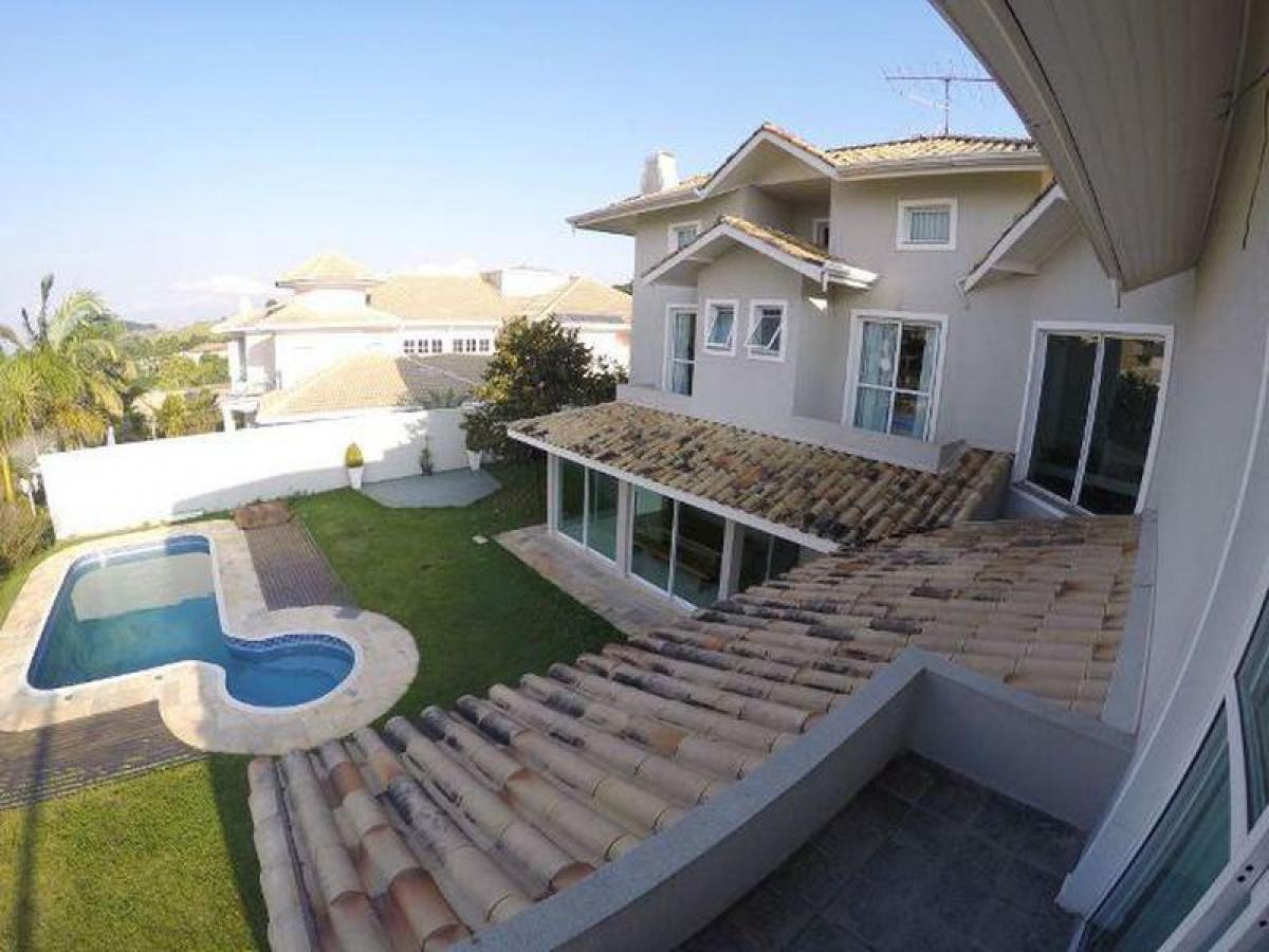 Casa de 4 dormitorios en Sao Paulo, Brazil No. 483620