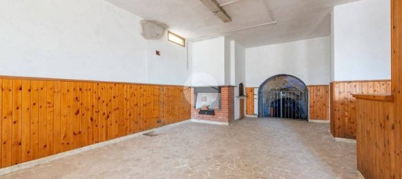 Gewerbliche Immobilie in Rome, Italy 140m², Nr. 163522 8