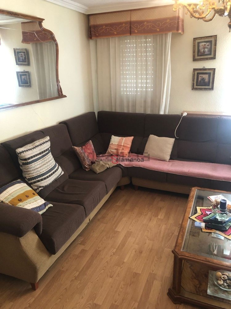 4 bedrooms Apartment in Salamanca, Spain No. 93575