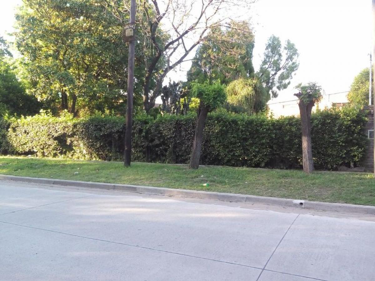 Terrain à Malvinas Argentinas, Argentina No. 48182