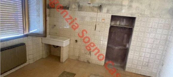 3-Zimmer Villa in Forlì, Italy, Nr. 35913 3