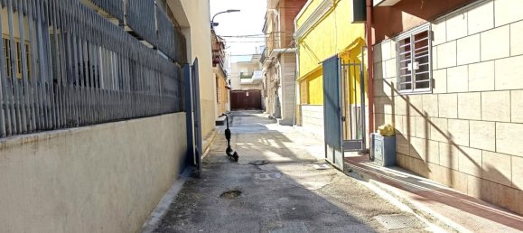 Apartamento de 3 habitaciónes en Bari, Italy No. 27134 15