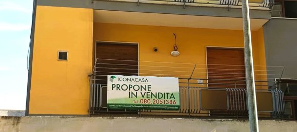 Apartamento de 3 habitaciónes en Bari, Italy No. 27134 4