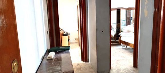 Apartamento de 3 habitaciónes en Bari, Italy No. 27134 12