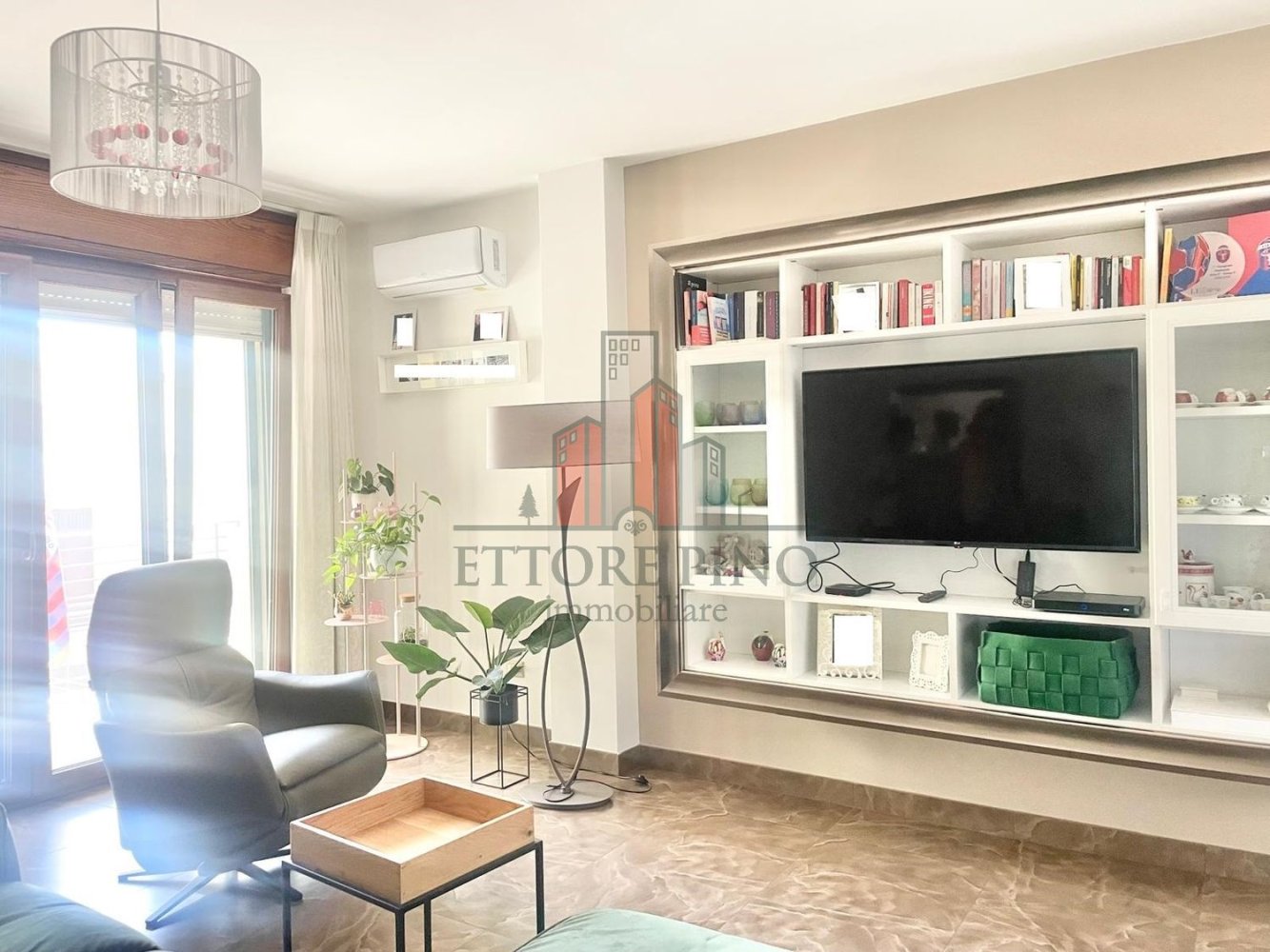 6 bedrooms Apartment in Casarano, Italy No. 323633