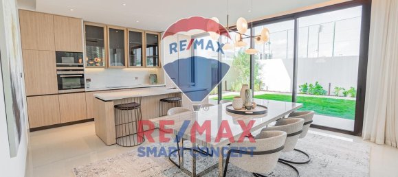 4 bedrooms Villa in Saadiyat Island, UAE No. 36740 3